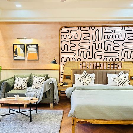 Boutique Hotel By One Tree Гургаон Экстерьер фото
