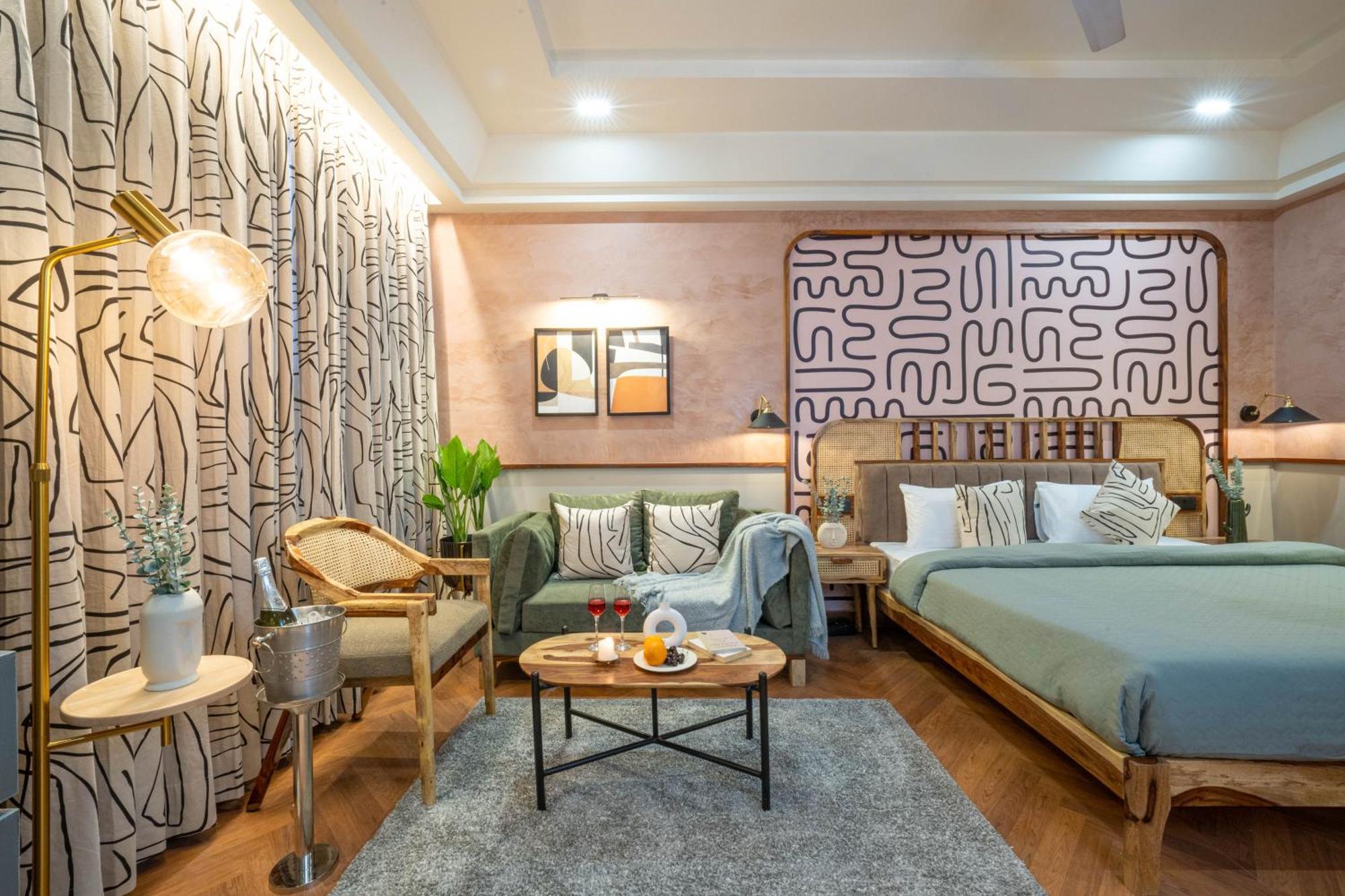 Boutique Hotel By One Tree Гургаон Экстерьер фото