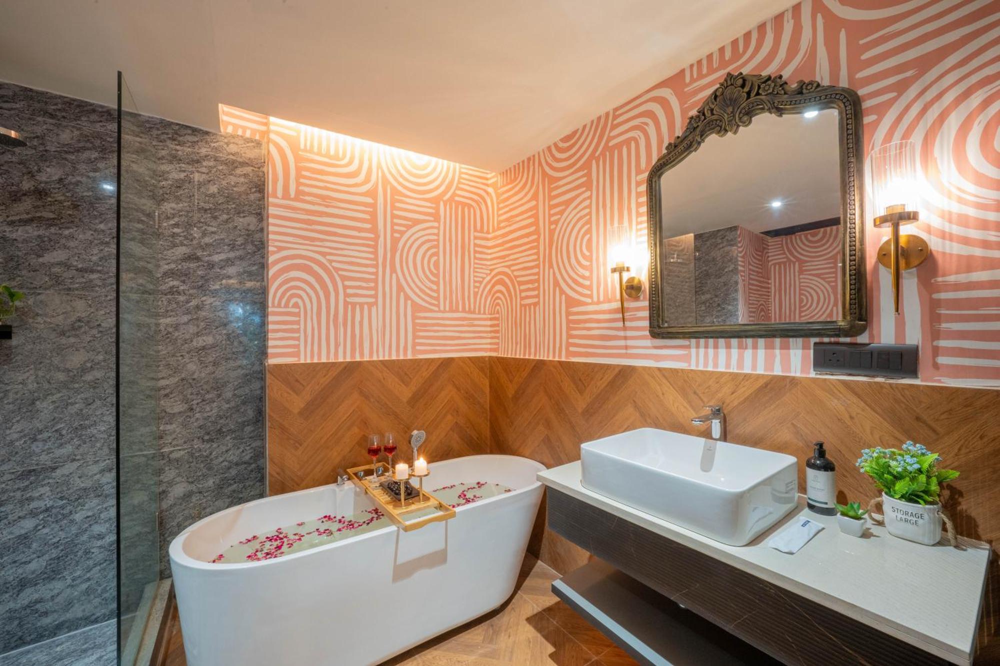 Boutique Hotel By One Tree Гургаон Экстерьер фото