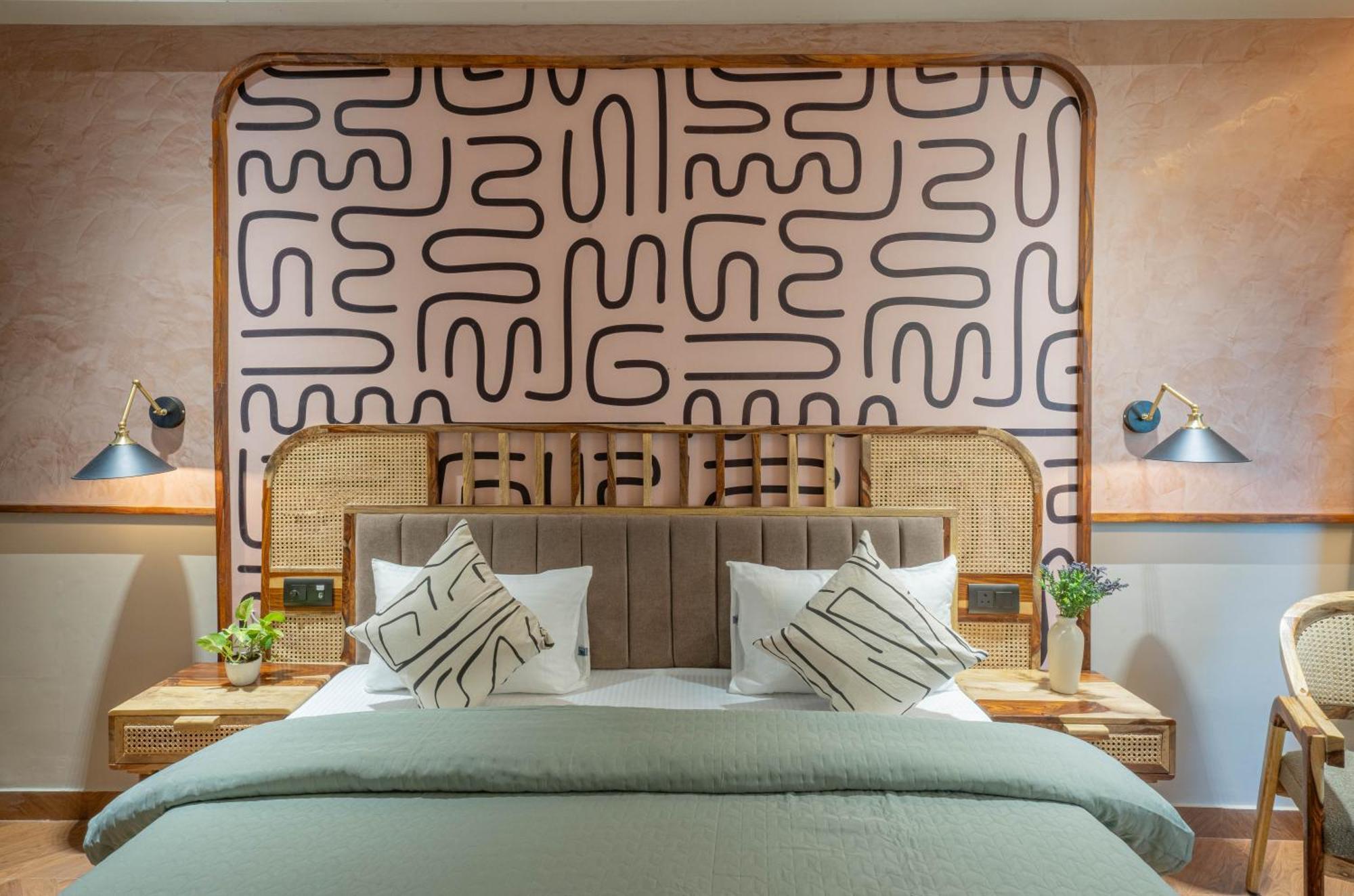 Boutique Hotel By One Tree Гургаон Экстерьер фото